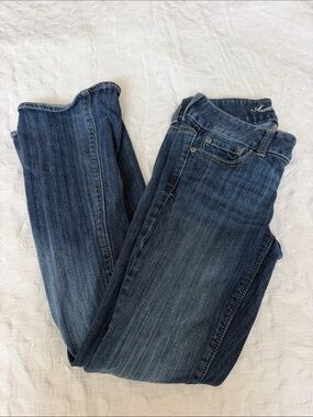 American Eagle low rise flare jeans size 0 short